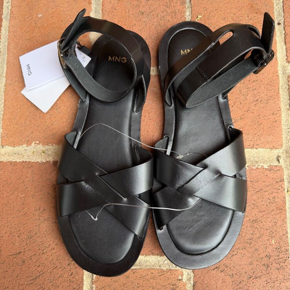 MNG by Mango Leather Gladiator Flat Sandals black Buckle Strap 39 8.5-9 NEW - Picture 4 of 12